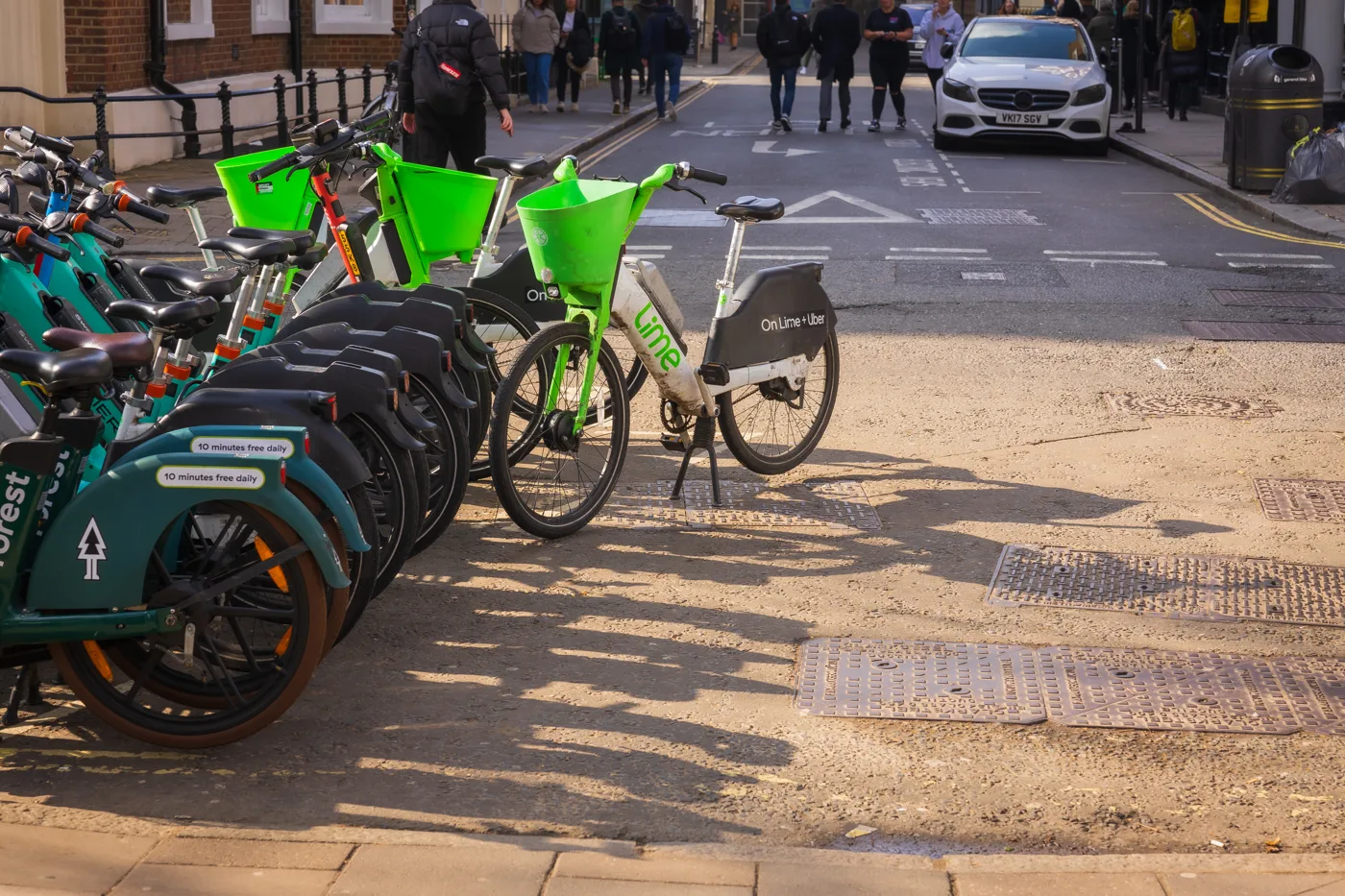 Westminster Seizes 1,000 Dockless Bikes, Bills Firms £450k